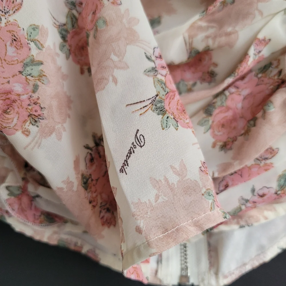Nasty Gal $78 Wanna Grow Again Floral Ruched Blouse 6 - Picture 10 of 13